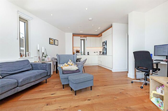 3 Bedroom Apartment To Rent In Imperial Court, - Odessa Street, London, SE16