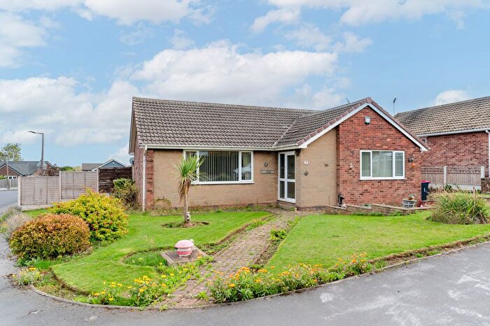 3 Bedroom Detached Bungalow For Sale In Laurel Close, South Anston, S25