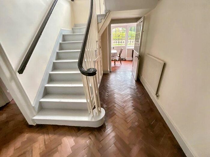 5 Bedroom House To Rent In Christchurch Town Centre, BH23