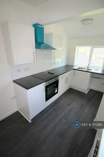 3 Bedroom Semi-Detached House To Rent In Jeffereys Crescent, Liverpool, L36
