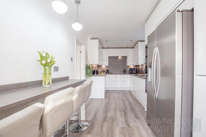 4 Bedroom Semi Detached House For Sale In Woods Close, Hethersett, NR9