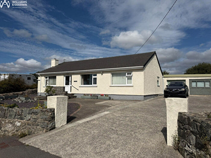3 Bedroom Detached Bungalow For Sale In Gwalchmai, Holyhead, LL65