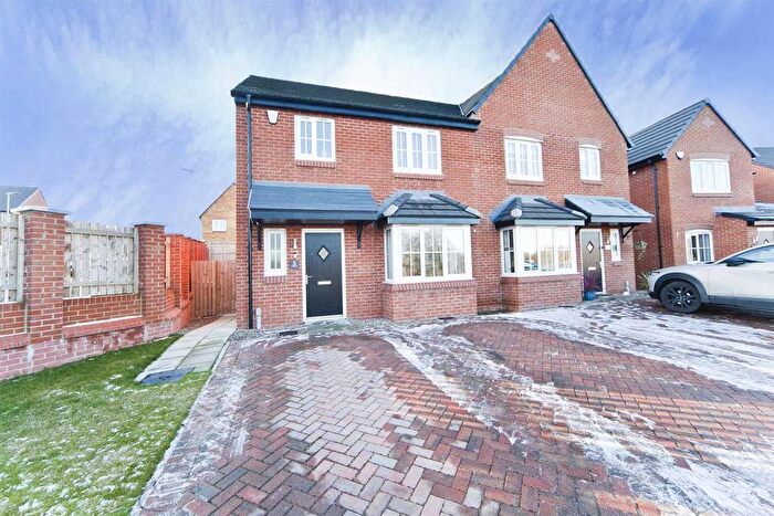 3 Bedroom Semi Detached House For Sale In Plantation Close, Wingate, TS28