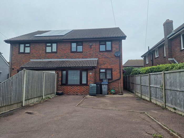 3 Bedroom Semi-Detached House To Rent In Sydney Road, Walmer, CT14