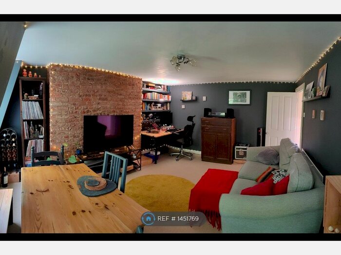 1 Bedroom Flat To Rent In Camberwell Grove, London, SE5