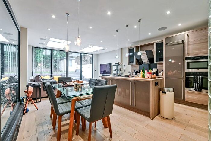 3 Bedroom Maisonette For Sale In Boundary Road, St John's Wood, London, NW8