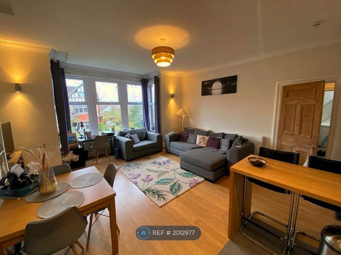 2 Bedroom Flat To Rent In Arncliffe Road, Leeds, LS16