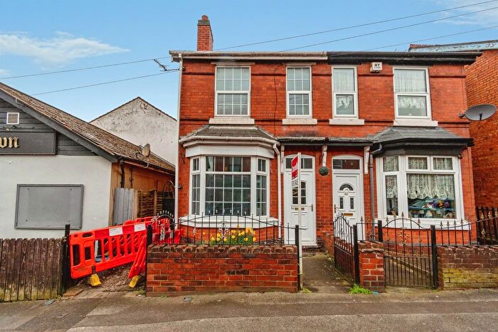 3 Bedroom Semi Detached House For Sale In King Edward Street, Wednesbury, WS10