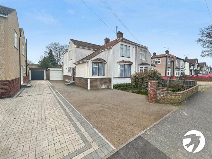 3 Bedroom Semi-Detached House To Rent In Garden Avenue, Bexleyheath, DA7