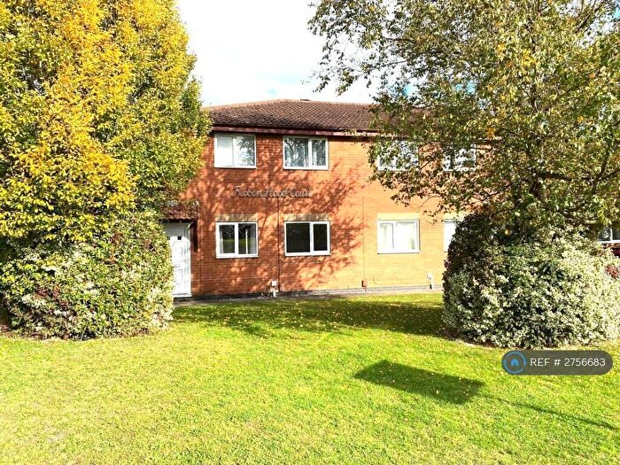 2 Bedroom Maisonette To Rent In Covert Close, Nottingham, NG15