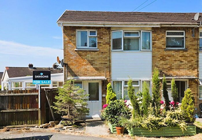 3 Bedroom Semi-detached House For Sale In Tir Einon, Llanelli, SA14
