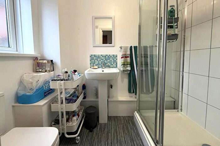 1 Bedroom Flat To Rent In Single Occupants Only. Florence Road, Southsea Part Furnished, PO5