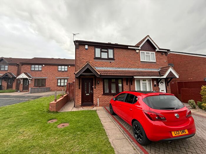 2 Bedroom Terraced House To Rent In High View, Bilston, WV14