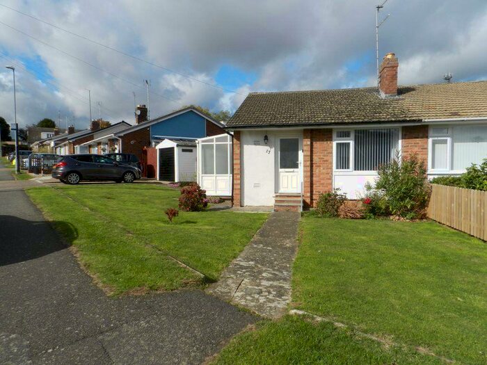 2 Bedroom Semi-Detached Bungalow To Rent In Daneholme, NN11