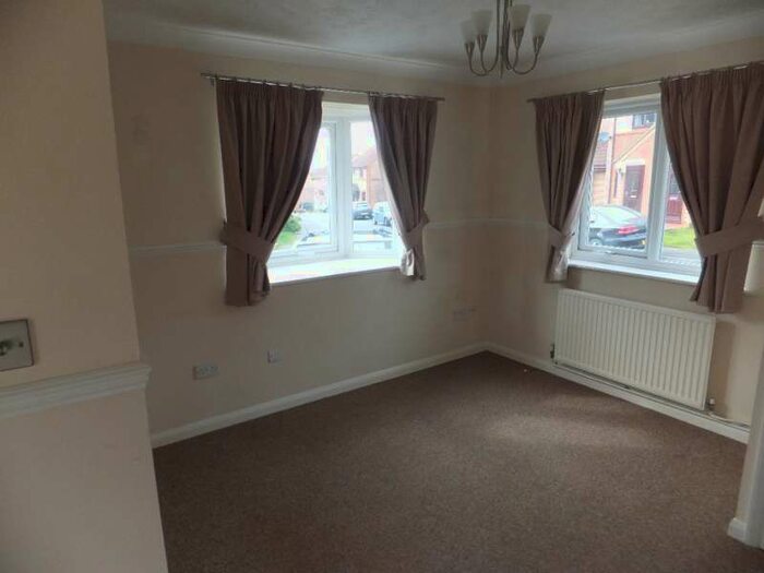 2 Bedroom Semi-Detached House To Rent In Gold Close Nuneaton, CV11