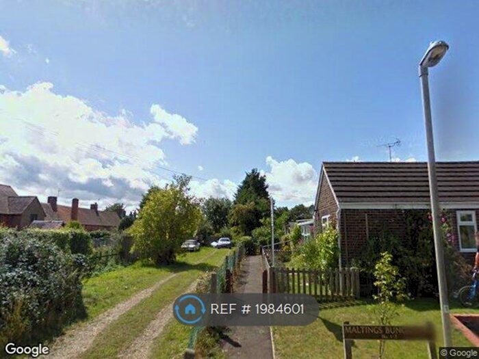 2 Bedroom Bungalow To Rent In Maltings Bungalows, Chackmore, Buckingham, MK18