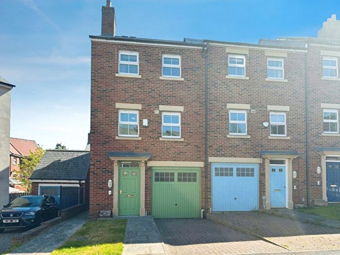 3 Bedroom End Terrace House To Rent In Kirkwood Drive, Durham, DH1