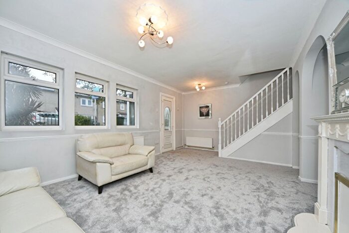 3 Bedroom Terraced House To Rent In Holburne Road, Greenwich, SE3