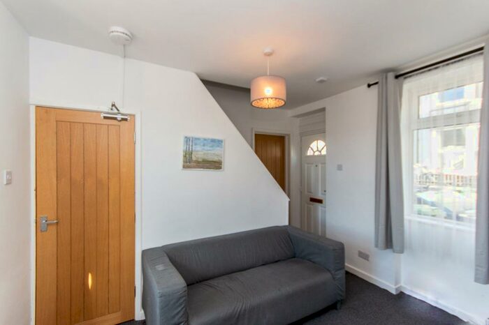 3 Bedroom Terraced House To Rent In Caellepa, Bangor, Gwynedd, LL57