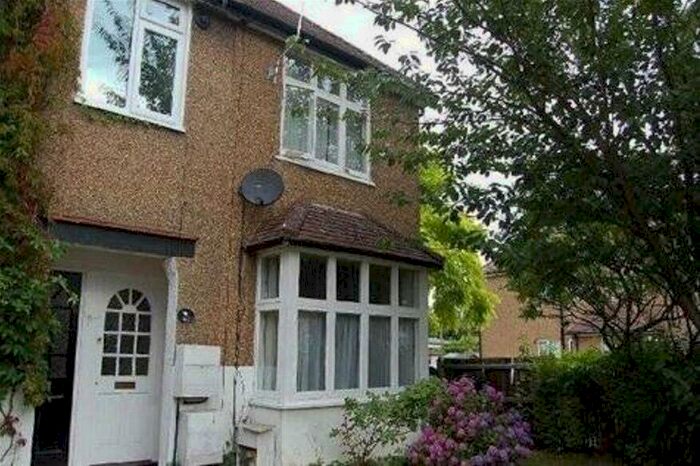 1 Bedroom Maisonette To Rent In Sutton Road, St Albans, AL1