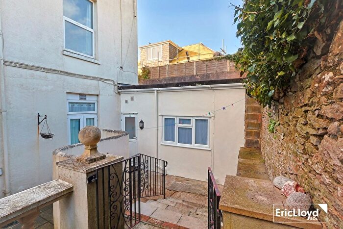 1 Bedroom Flat For Sale In New Road, Brixham, TQ5