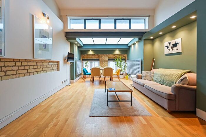 2 Bedroom Flat For Sale In Union Central Building, Kingsland Road, Hoxton, London, E2