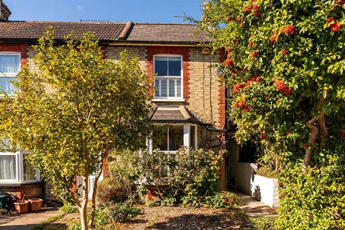 3 Bedroom End Of Terrace House For Sale In St. Johns Terrace Road, Redhill, RH1