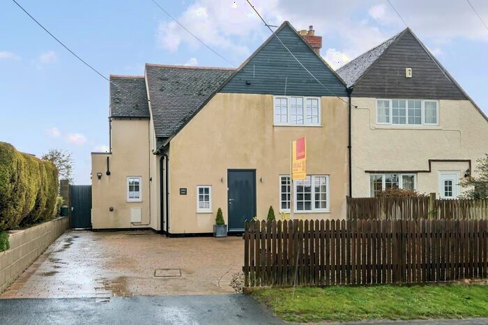 2 Bedroom Semi-Detached House For Sale In Garsington, Oxford, OX44