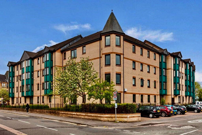 2 Bedroom Flat To Rent In Rutland Court, Glasgow, G51