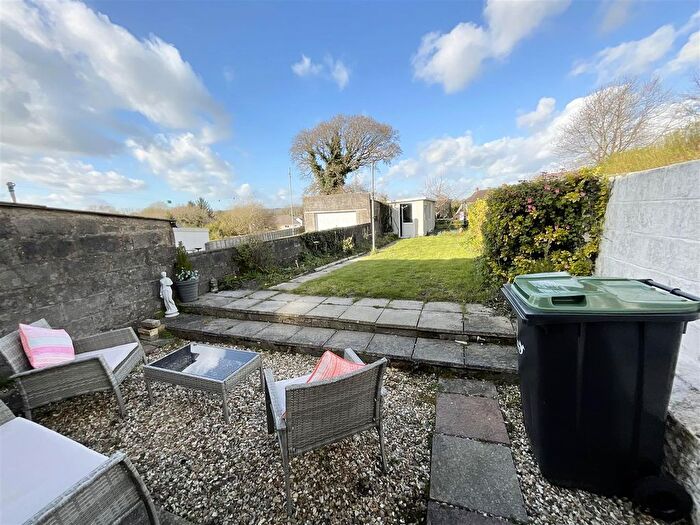 3 Bedroom Terraced House For Sale In Heol Morlais, Trimsaran, Kidwelly, SA17