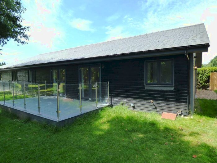 2 Bedroom Bungalow To Rent In Northbrook Estate, Farnham, Hampshire, GU10
