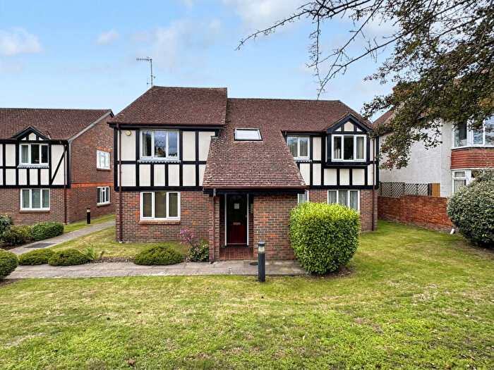 1 Bedroom Apartment For Sale In Fairlawns, Shoreham-by-sea, BN43