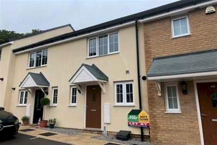 2 Bedroom House To Rent In Truro, TR3