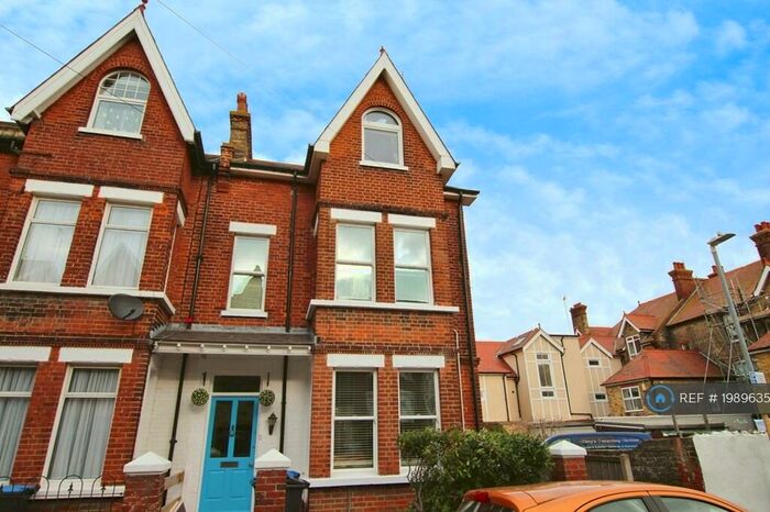 2 Bedroom Maisonette To Rent In Wrotham Road, Broadstairs, CT10