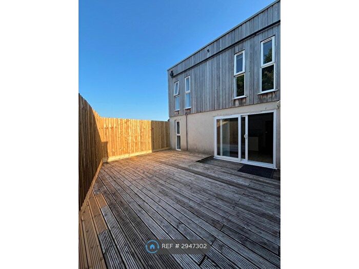 2 Bedroom Semi-Detached House To Rent In Ashley Down Road, Bristol, BS7