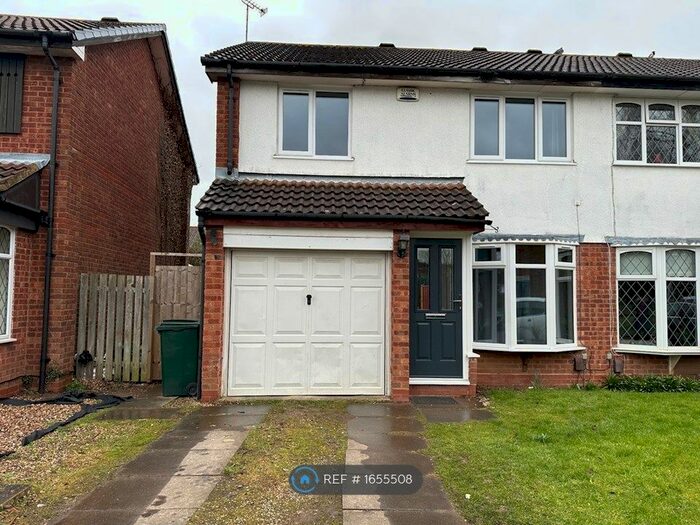 3 Bedroom Semi-Detached House To Rent In Denshaw Croft, Coventry, CV2