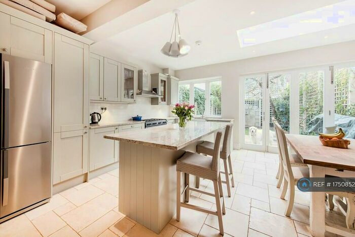 4 Bedroom Semi-Detached House To Rent In Melrose Road, Barnes, SW13