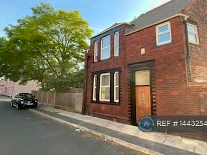3 Bedroom Terraced House To Rent In Gray Street, Bootle, L20