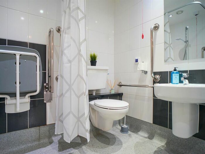 Studio To Rent In Far Gosford Street, Coventry, CV1