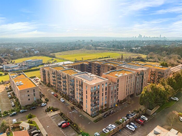 3 Bedroom Flat For Sale In Apple Yard, Penge, SE20