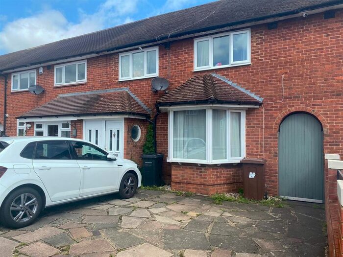 3 Bedroom Property To Rent In Buckingham Road, Borehamwood, WD6