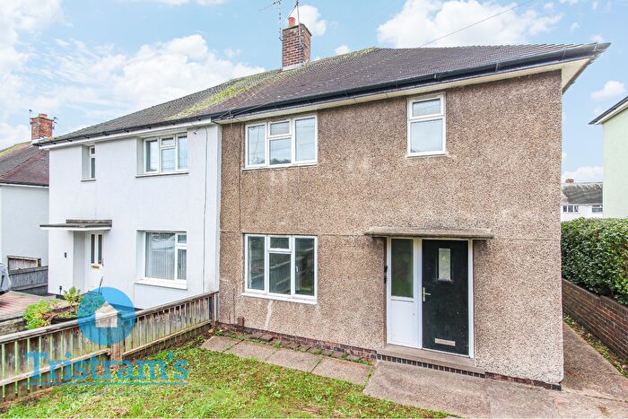 3 Bedroom Semi-Detached House To Rent In The Glade, Clifton, NG11