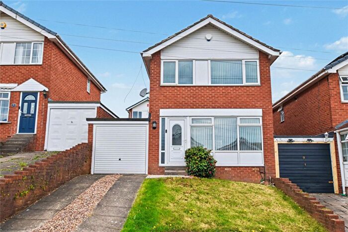 3 Bedroom Detached House For Sale In Green Hill Croft, Leeds, West Yorkshire, LS12