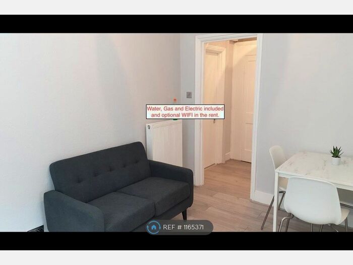 2 Bedroom Flat To Rent In Junction Road, London N19