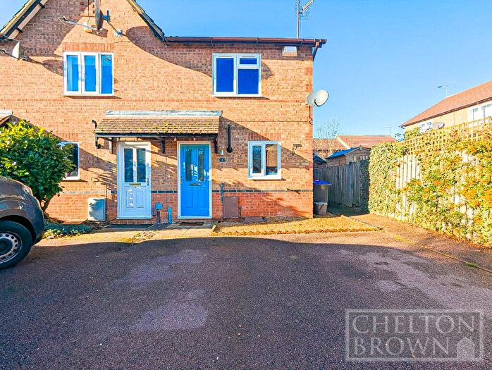 2 Bedroom End Of Terrace House For Sale In Kedleston Close, Northampton, Northamptonshire, NN4