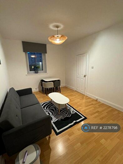 1 Bedroom Flat To Rent In Abbey Lane, Edinburgh, EH8