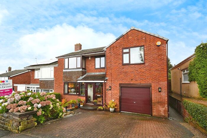 5 Bedroom Semi-Detached House For Sale In Shetland Road, Dronfield, S18
