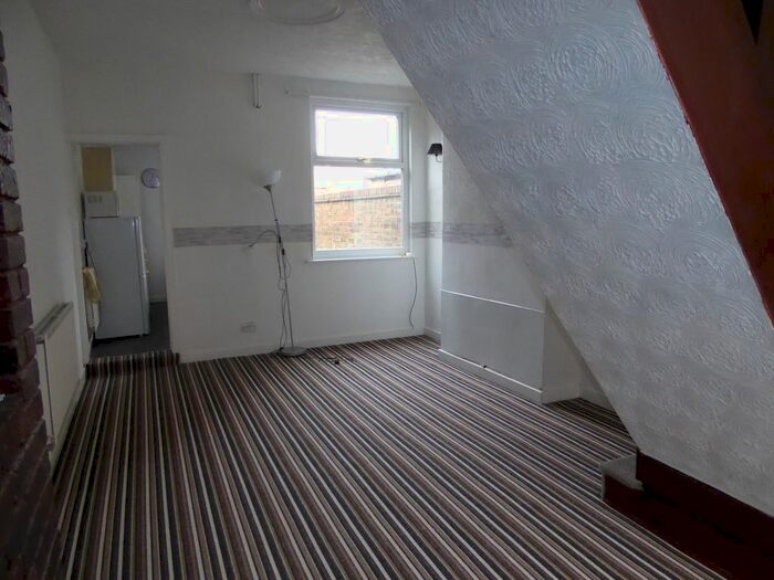 2 Bedroom Terraced House To Rent In Whitmore Street, Stoke-On-Trent, ST1