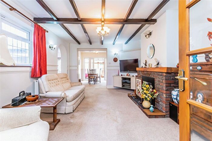 3 Bedroom Bungalow For Sale In Park View Road, Redhill, Surrey, RH1