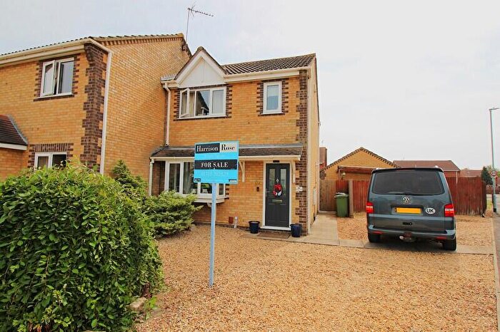 3 Bedroom End Of Terrace House For Sale In Lapwing Drive, Whittlesey, Cambridgeshire, PE7